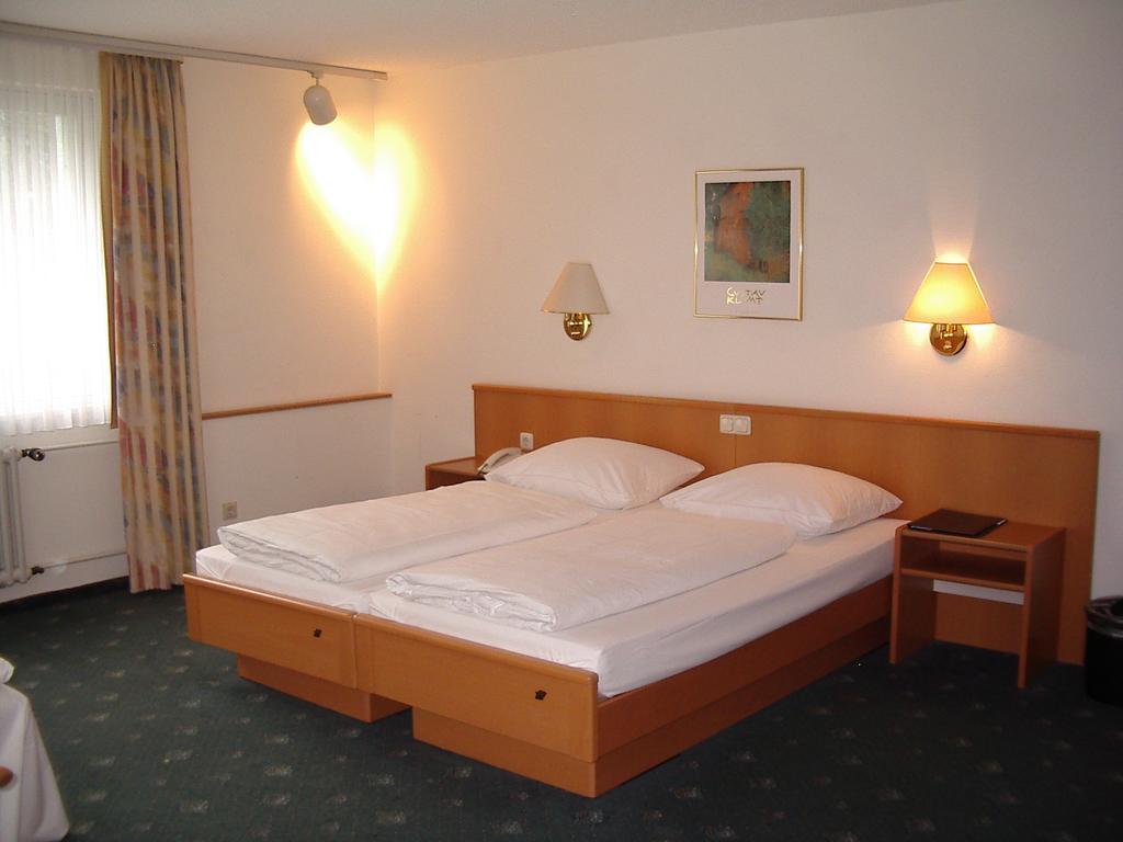 Hotel Bitburg Pokój zdjęcie